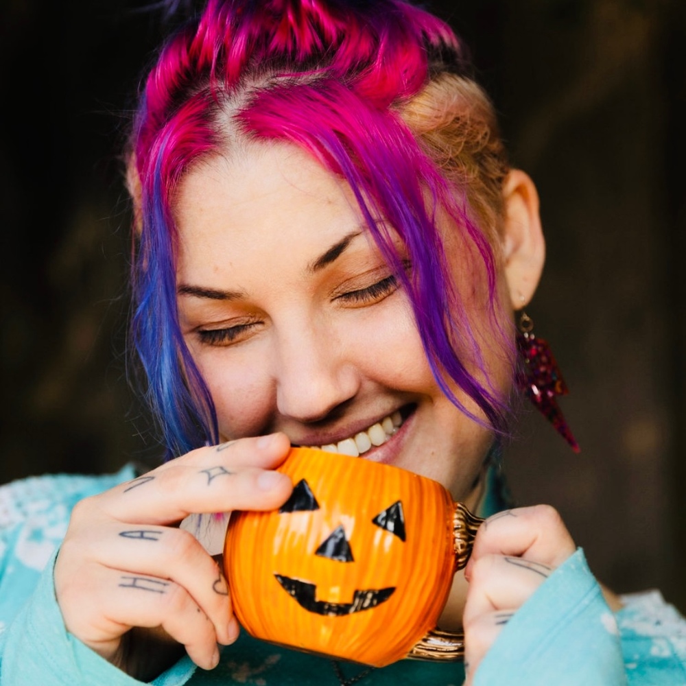 Meet your Posher, Tessa